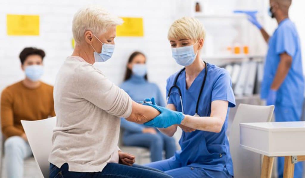 helping seniors get a covid vaccine